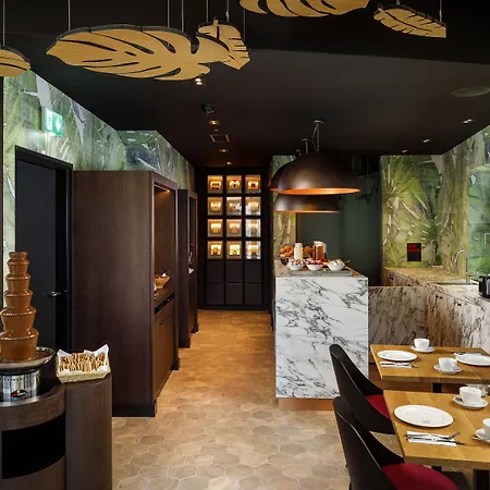 Swiss Chocolate By Fassbind Hotel