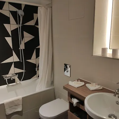 Hotel Swiss Chocolate By Fassbind 3*